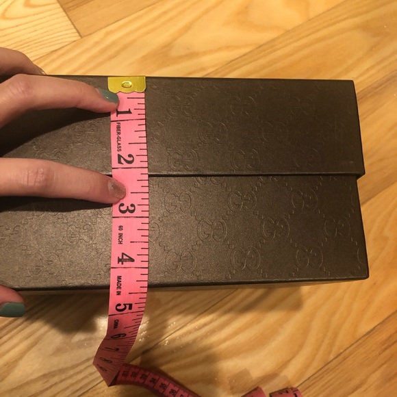 Authentic empty Gucci gift box - Picture 3 of 5
